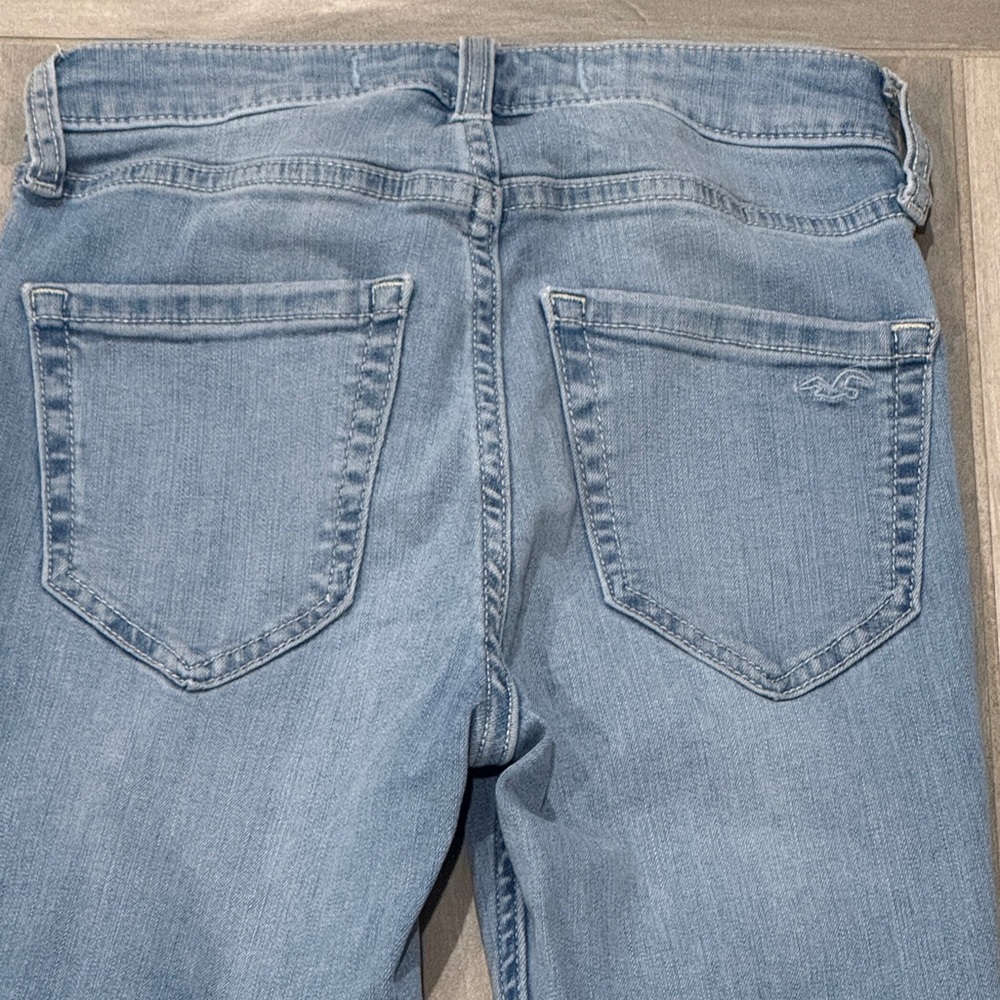 Hollister Light Blue Skinny Jeans - Picture 4 of 4
